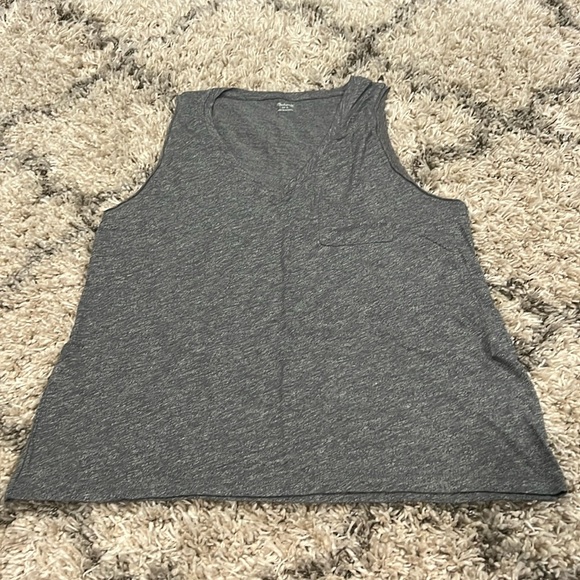 🆕Madewell-Whisper Cotton V-Neck with Pocket Tank - Picture 4 of 5
